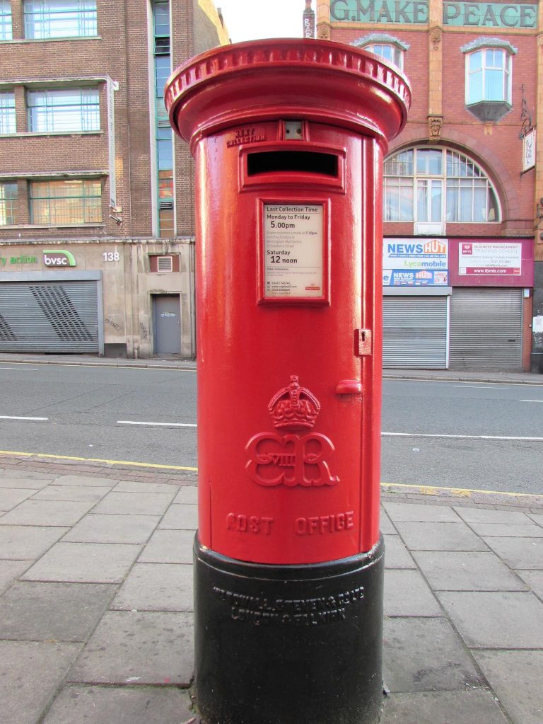 E8R pillar box, 1930s, Birmingham. Deb Jones – Letter Box Study Group