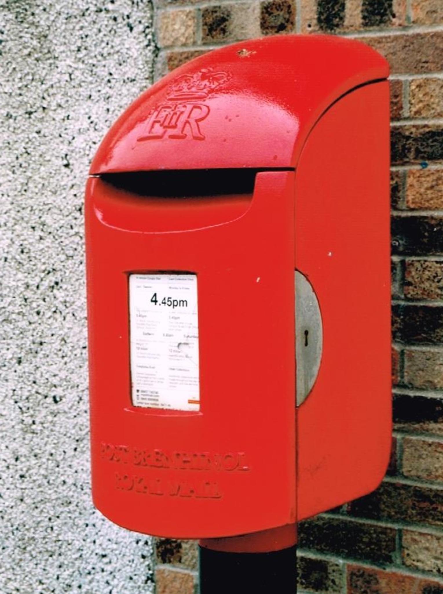 E2R Welsh pedestal box, 1990s, West Wales. Simon Vaughan Winter