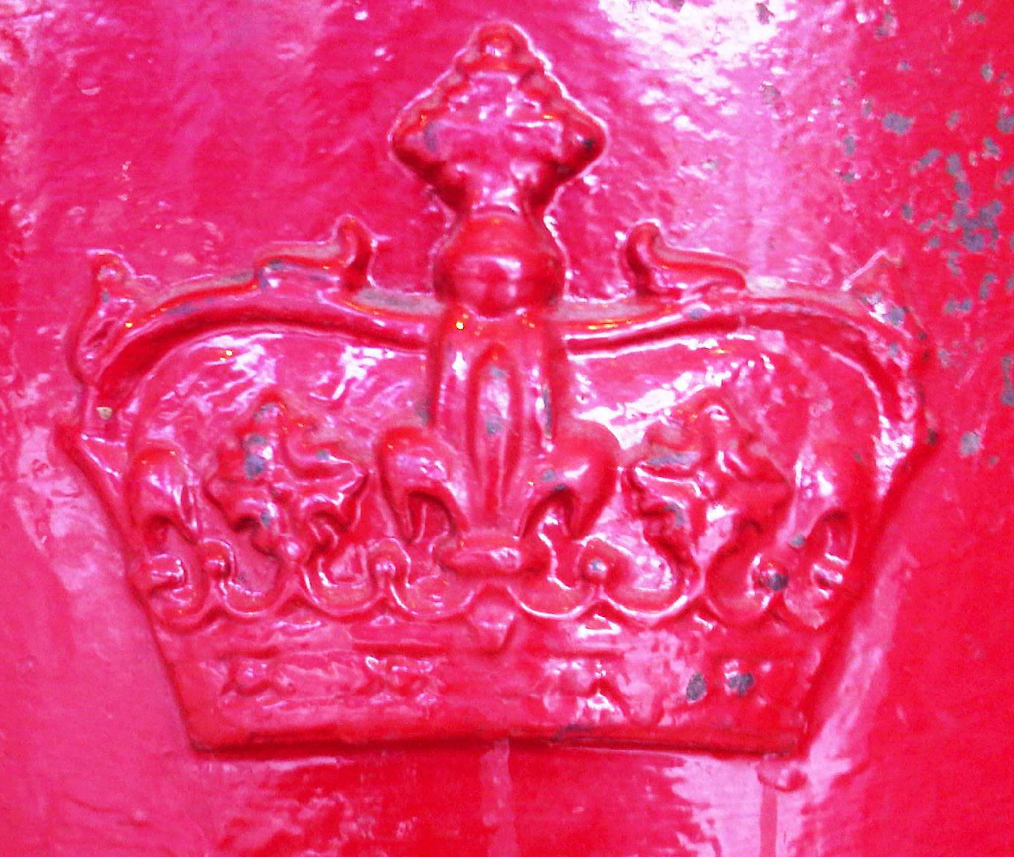ER Scottish crown pillar box cipher. Robert Cole