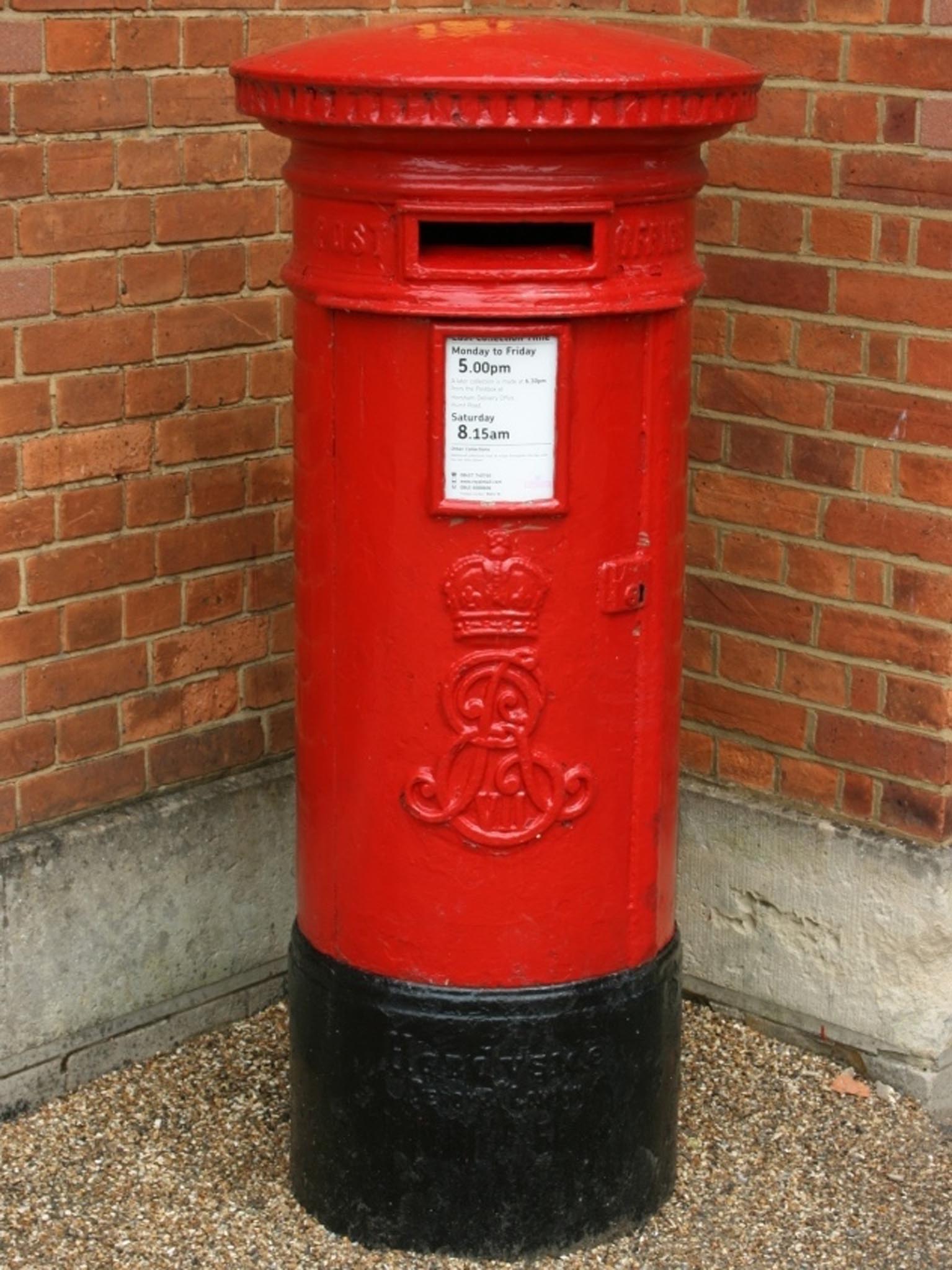 E7R pillar box, 1900s, Sussex. Ray Smith