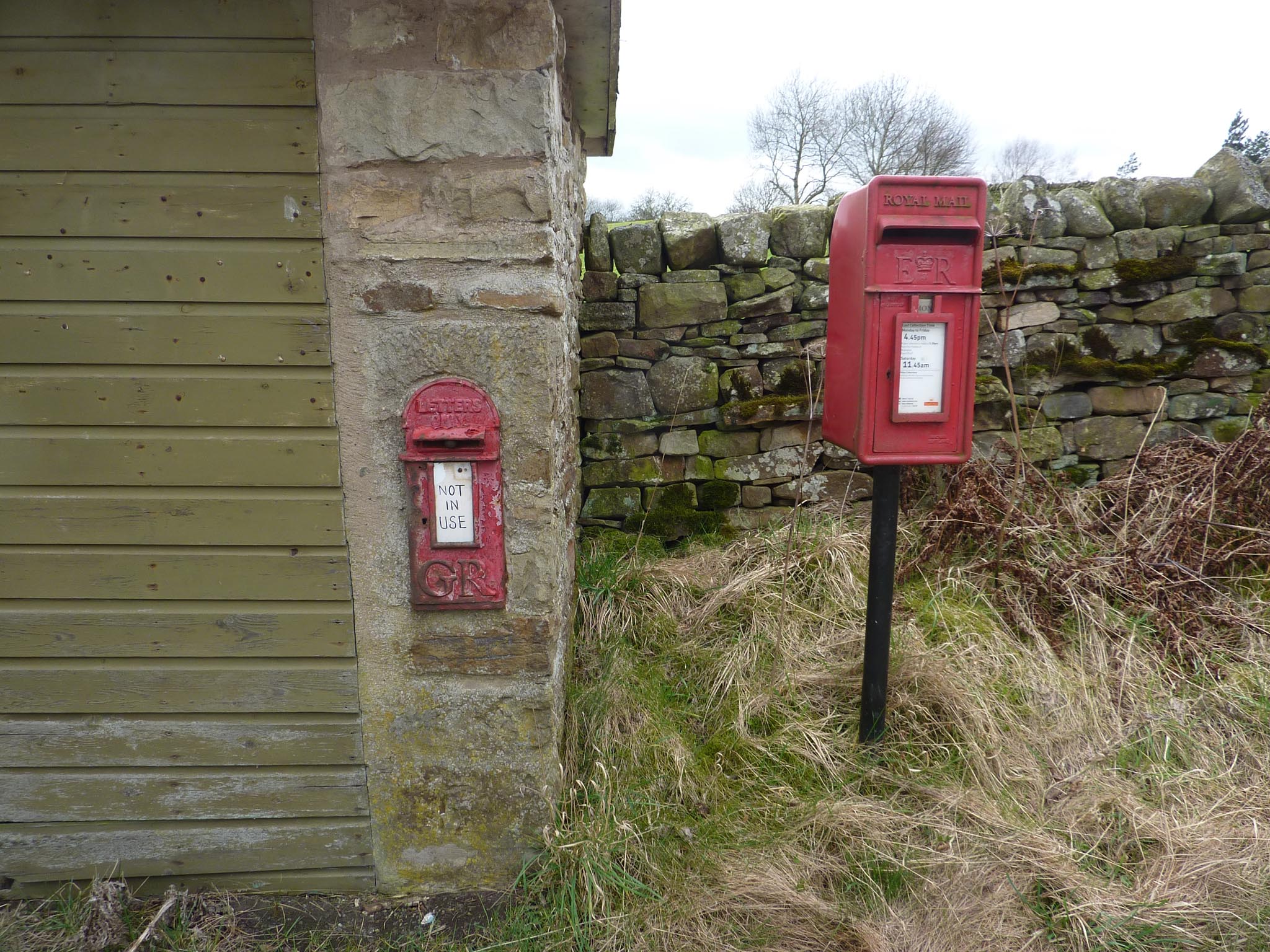 GR lamp box, 1930s, with E2R lamp box in wall, 2000s, Northern England. Andrew R Young